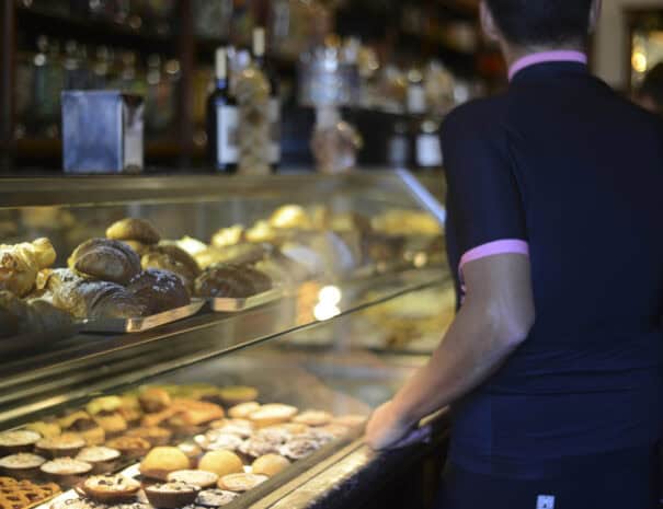 Enjoying-Tuscany's-local-products-during-our-Lucca-bike-tour