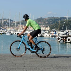 Cycling along the Italian Lakes